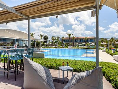 Marinos Beach Hotel