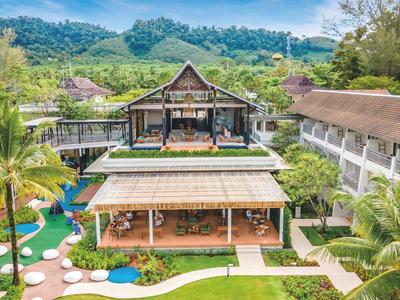 Outrigger Khao Lak Beach Resort