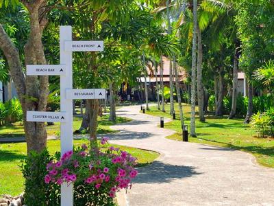 D'Varee Mai Khao Beach Resort