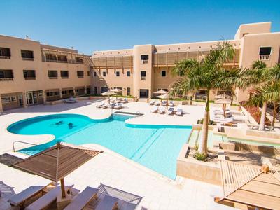 The Breakers Diving & Surfing Lodge