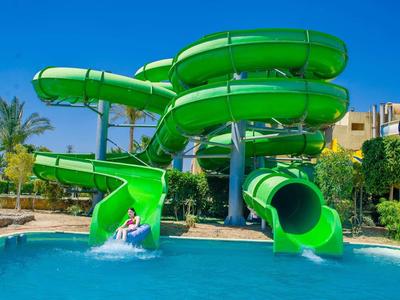 Titanic Beach & Aquapark