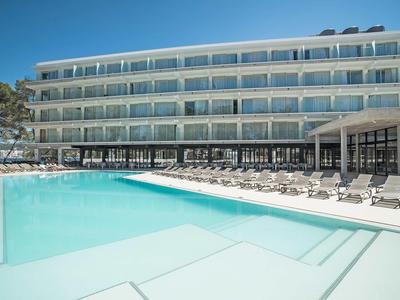 Els Pins Resort & Spa