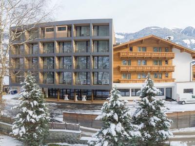 KOSIS Sports Lifestyle Hotel
