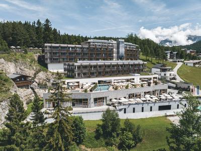 Nidum-Casual Luxury Hotel