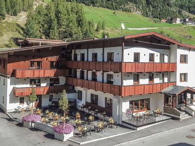 first mountain Hotel Ötztal