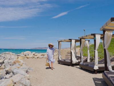 Neptune Luxury Resort
