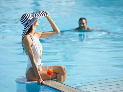 Neptune Luxury Resort