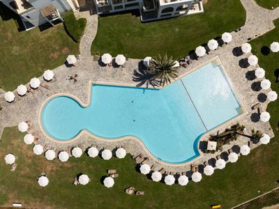 Neptune Luxury Resort
