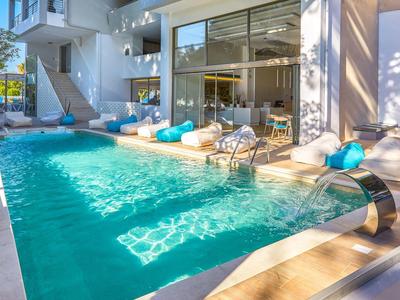Triton Boutique Hotel