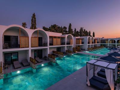 Sunny Days Hotel