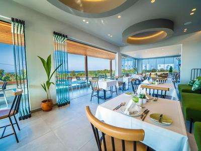 Harmony Crest Resort