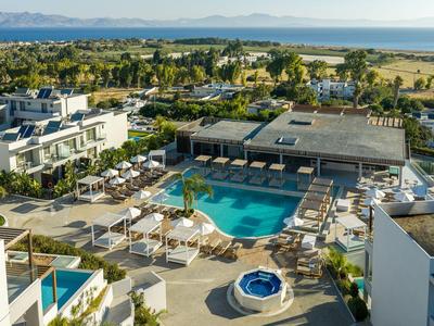 Harmony Crest Resort