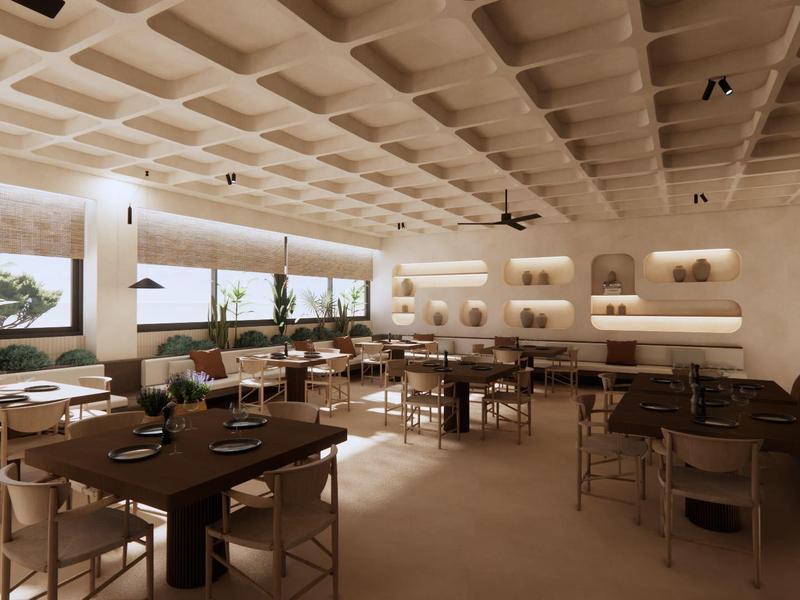 Restaurante de hotel moderno y luminoso con mesas de madera, numerosas sillas y grandes ventanas.