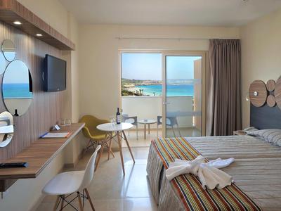 Nelia Beach Hotel & Spa