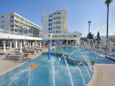 Nelia Beach Hotel & Spa