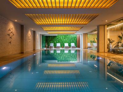 Nelia Beach Hotel & Spa
