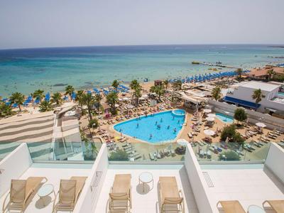 Vrissaki Beach Hotel