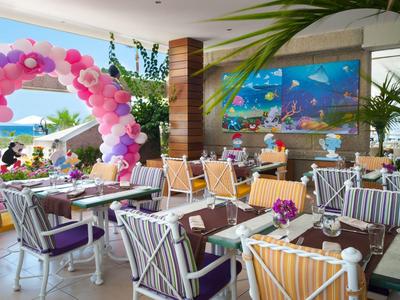 Amathus Beach Hotel