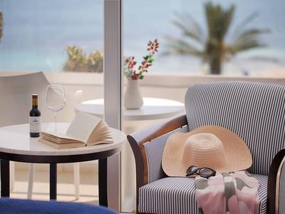 Grecian Sands Hotel
