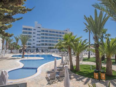 Bohemian Gardens Hotel