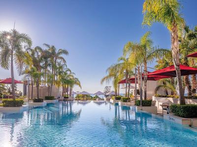 Four Seasons Hotel