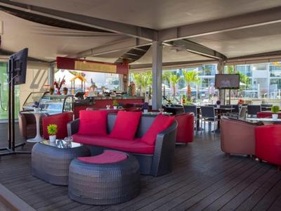 Limanaki Beach Hotel