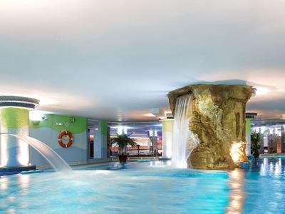 Bull Escorial & Spa