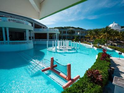 Grand Palladium Lady Hamilton Resort & Spa