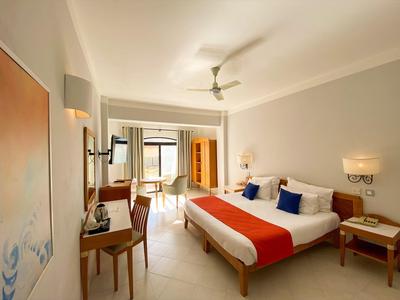 Calypso Hotel