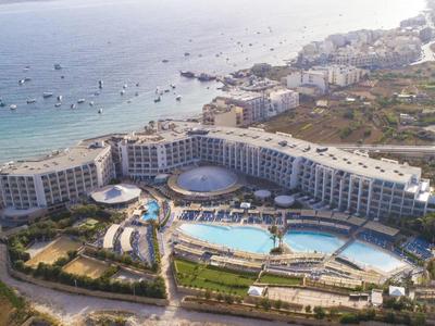 db Seabank Resort & Spa