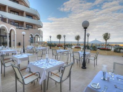 Radisson Blu St. Julian's