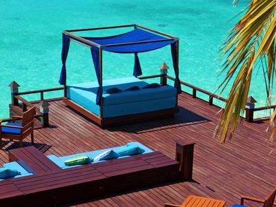 Sheraton Maldives Full Moon Resort & Spa