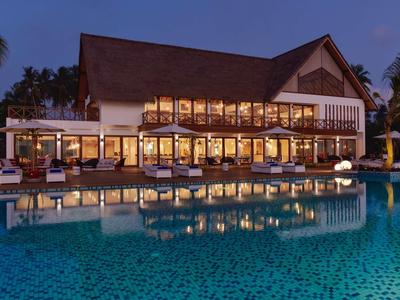 Mercure Maldives Kooddoo