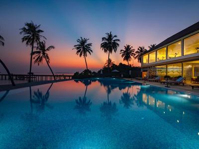 Reethi Faru Resort