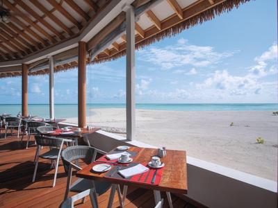 Cinnamon Velifushi Maldives