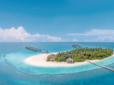 Angaga Island Resort & Spa