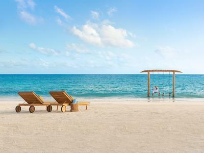 Hilton Maldives Amingiri Resort & Spa