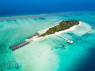 Summer Island Maldives Resort