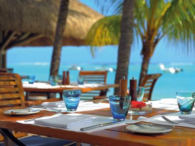Paradis Beachcomber Golf Resort & Spa