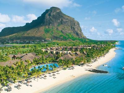 Paradis Beachcomber Golf Resort & Spa