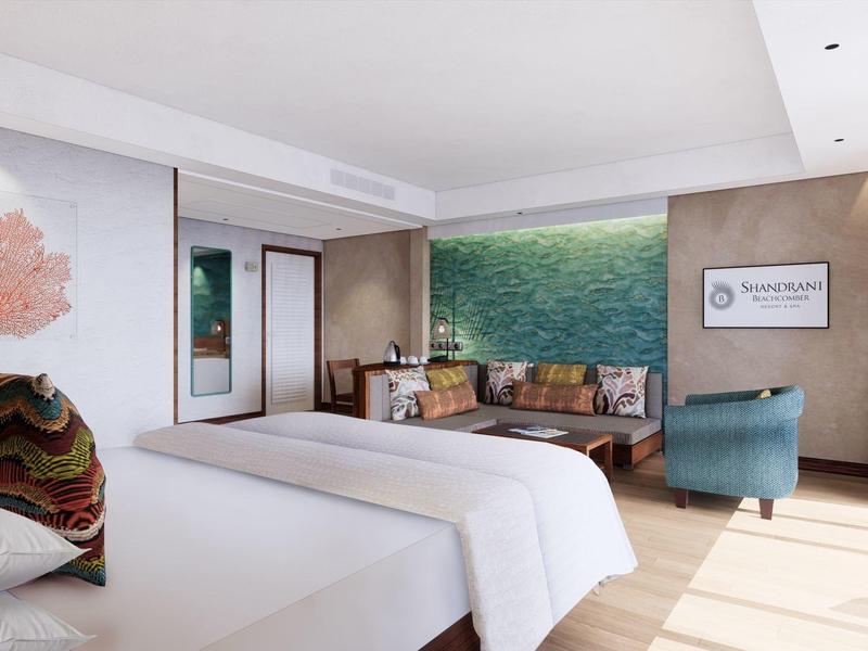 Modernes Hotelzimmer mit zwei Betten, Sessel, Sofa, großem Fenster und dekorativer Wandgestaltung.