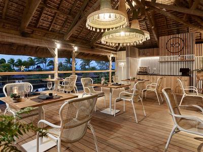 Paradise Cove Boutique Hotel
