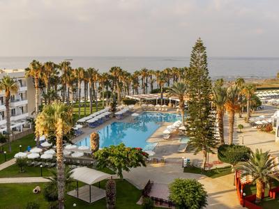 Louis Phaethon Beach