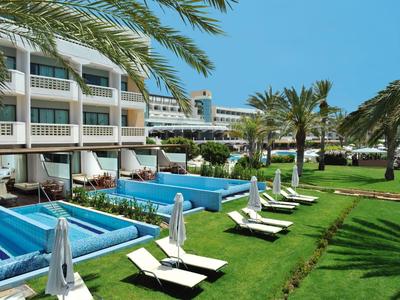 Constantinou Bros Athena Beach Hotel