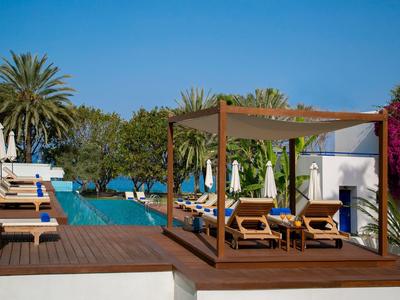 Azia Resort & Spa