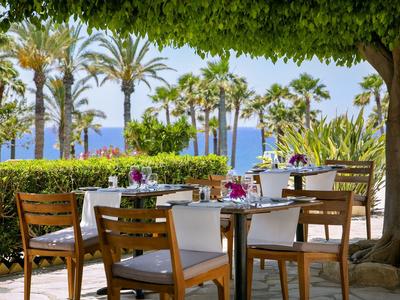 Azia Resort & Spa
