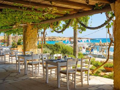 Coral Beach Hotel & Resort