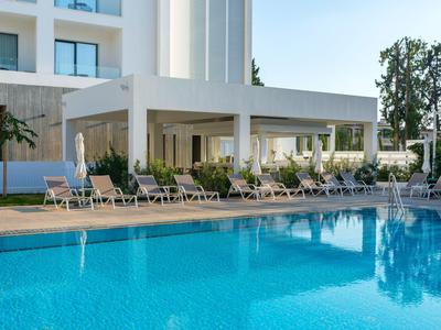 Anemi Hotel & Suites
