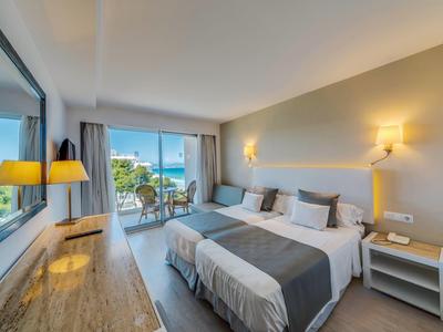 Playa Esperanza Resort