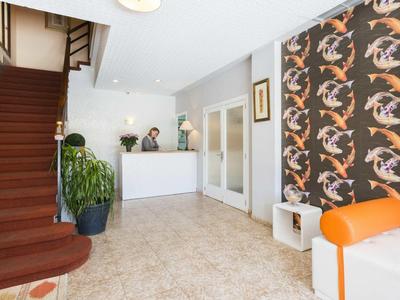 Neptuno Paguera Hostal